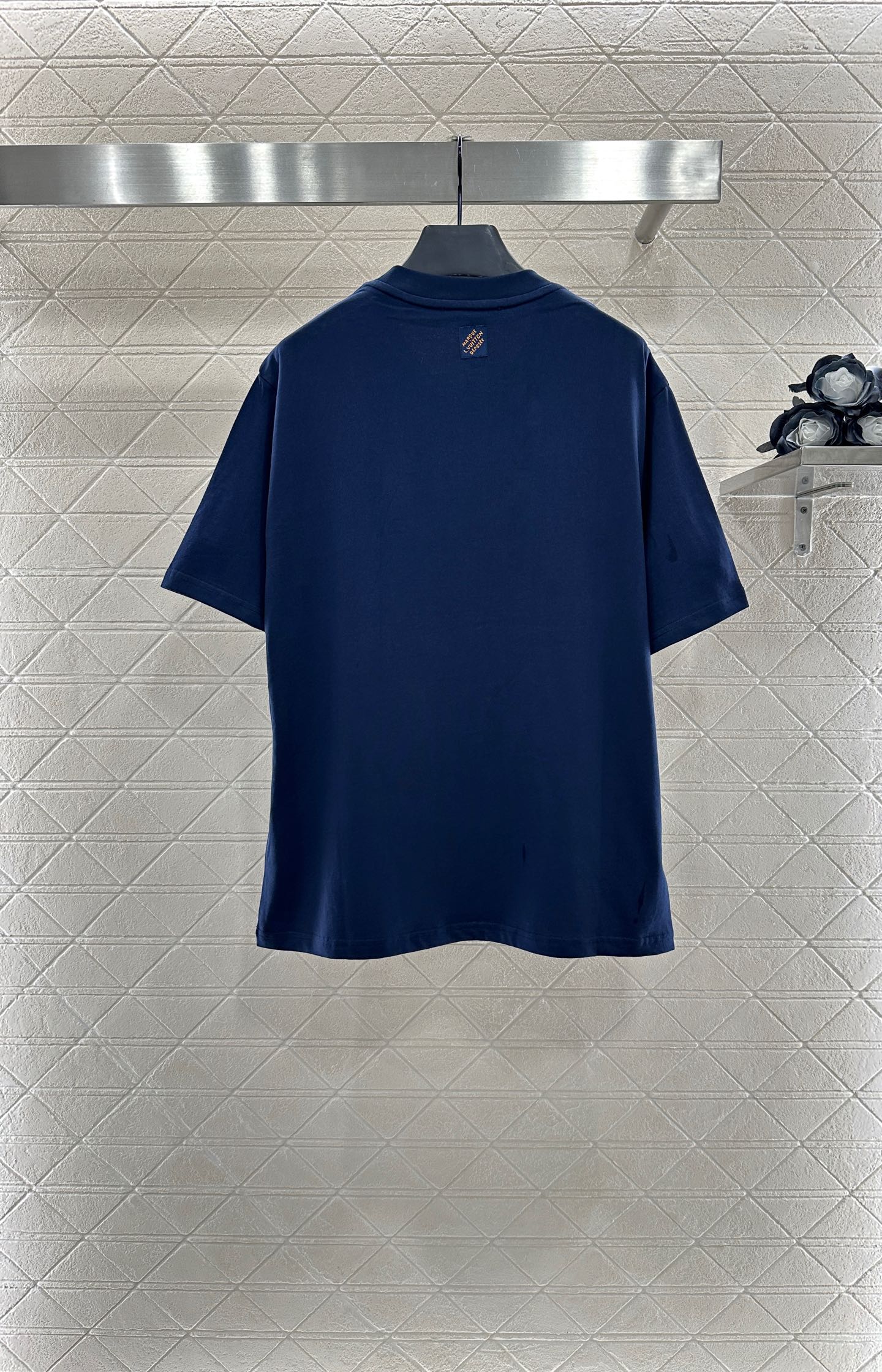 25 New Arrivals Round-Neck Embroidered Short Sleeves