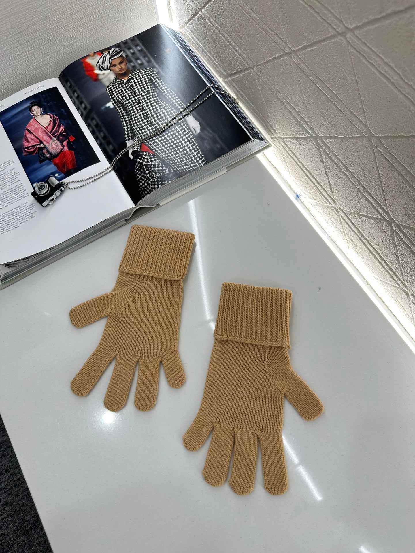 Cashmere knitted Gloves