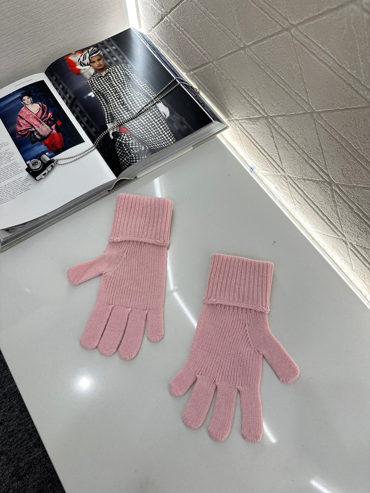 Cashmere knitted Gloves