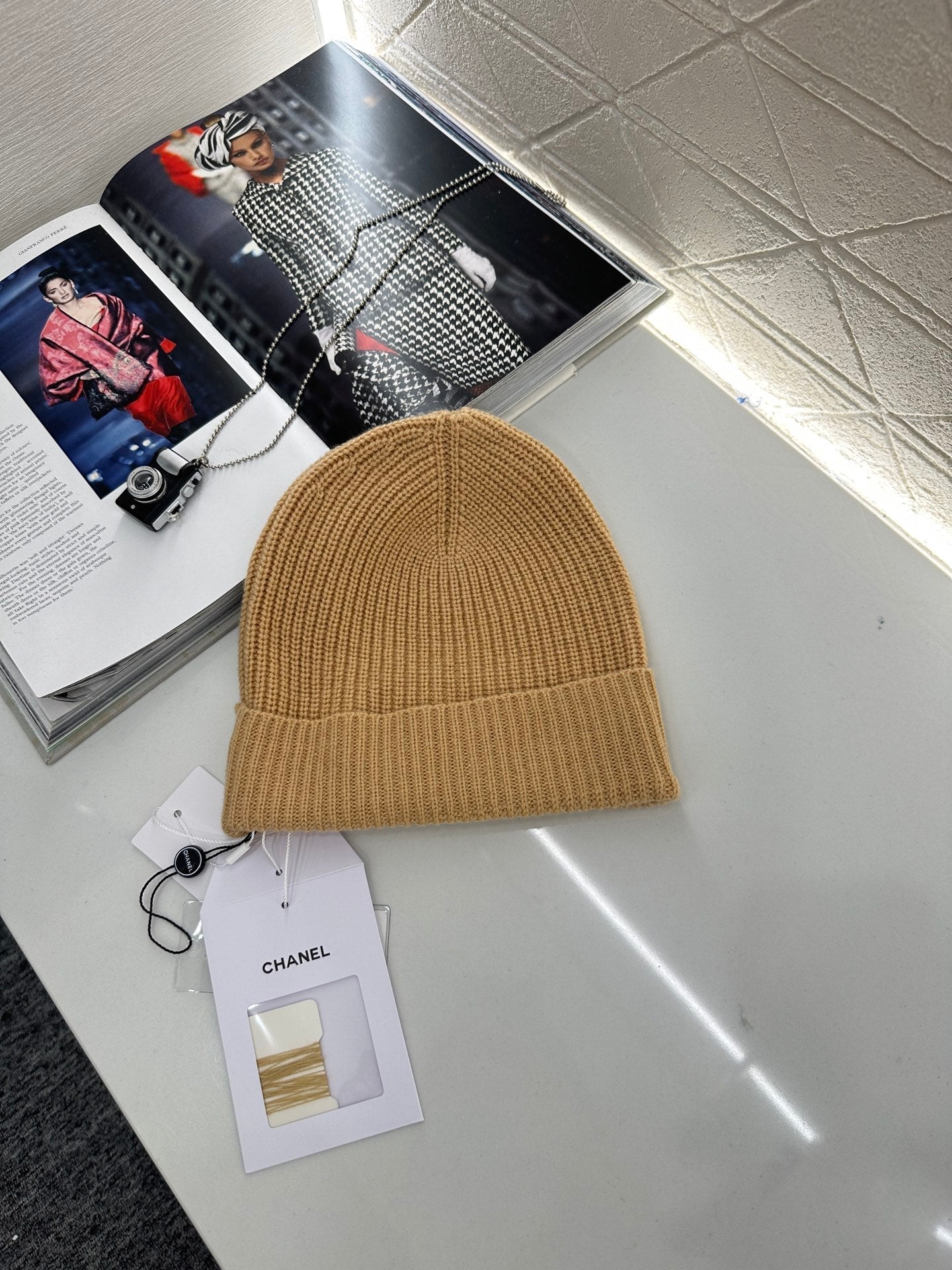 Cashmere knitted hat