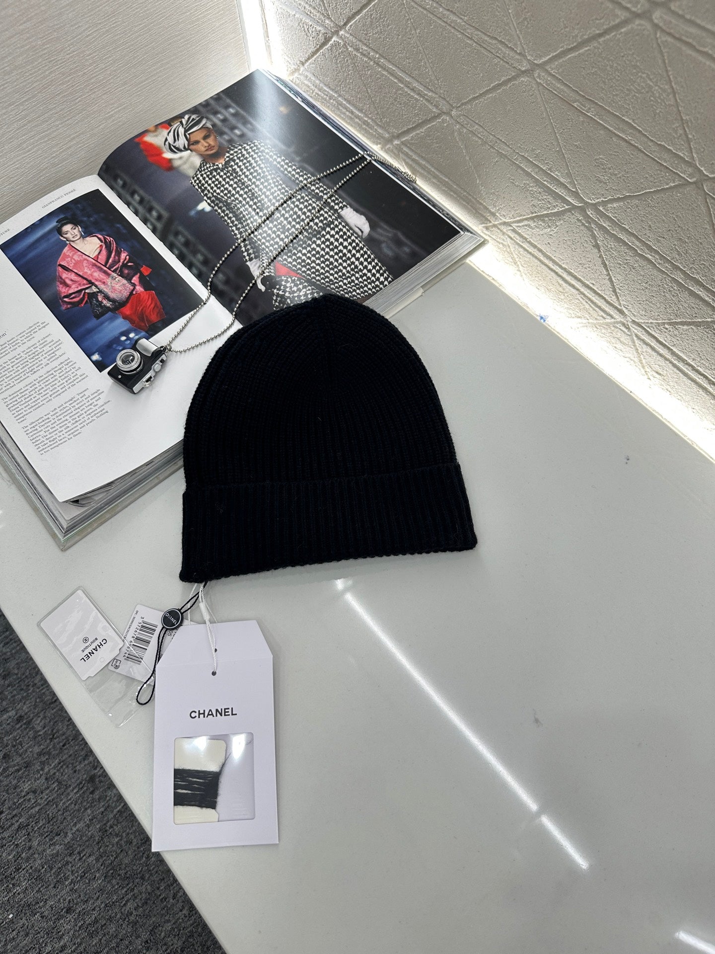 Cashmere knitted hat