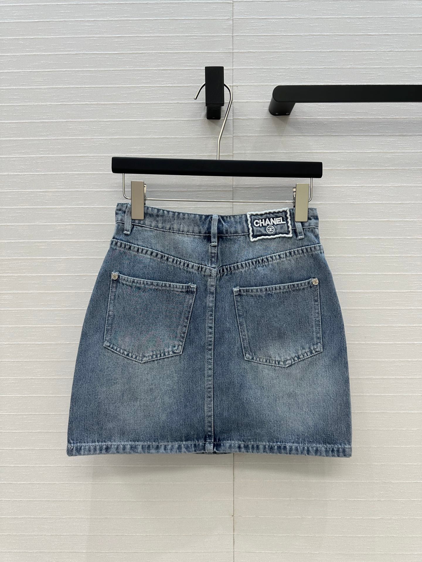 25 New Embroidered Denim Short Skirt