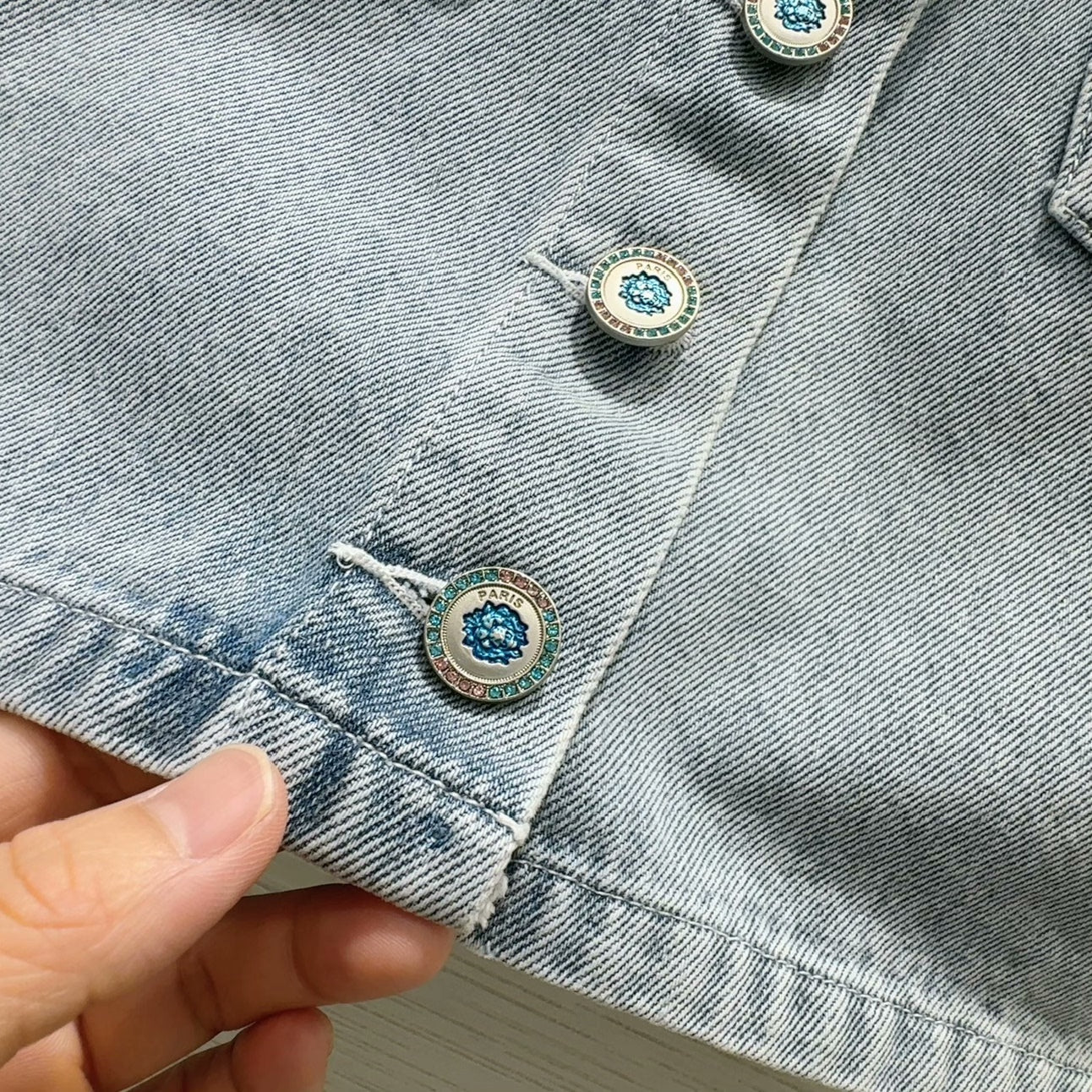 25 new stitching lace pocket denim skirt