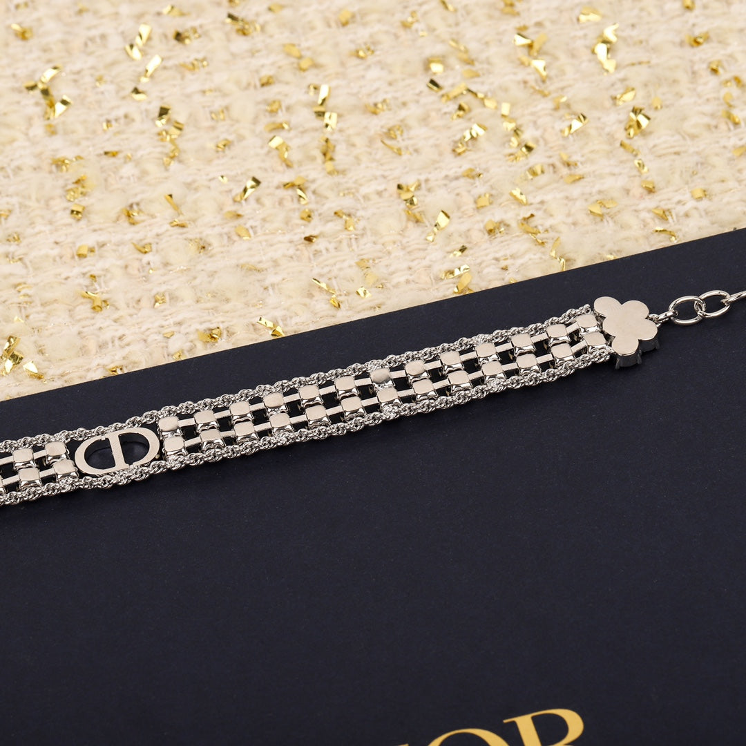 Double-layer diamond choker necklace