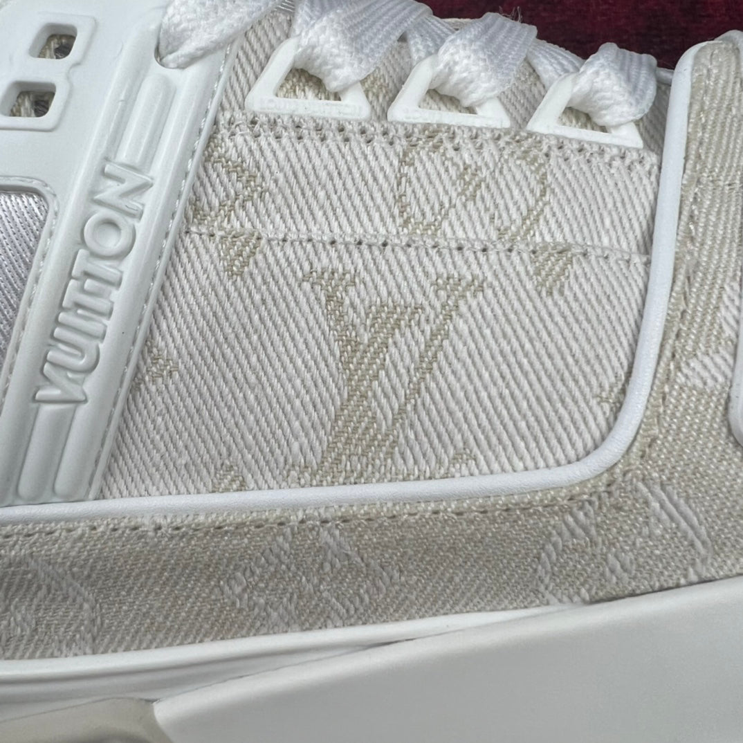 L Couple Classic Basketball Board Shoes