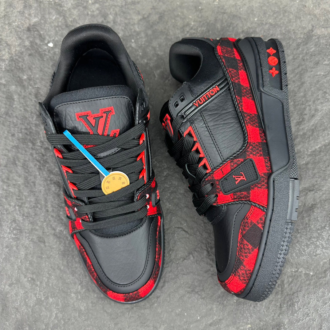 L Men's Sneakers