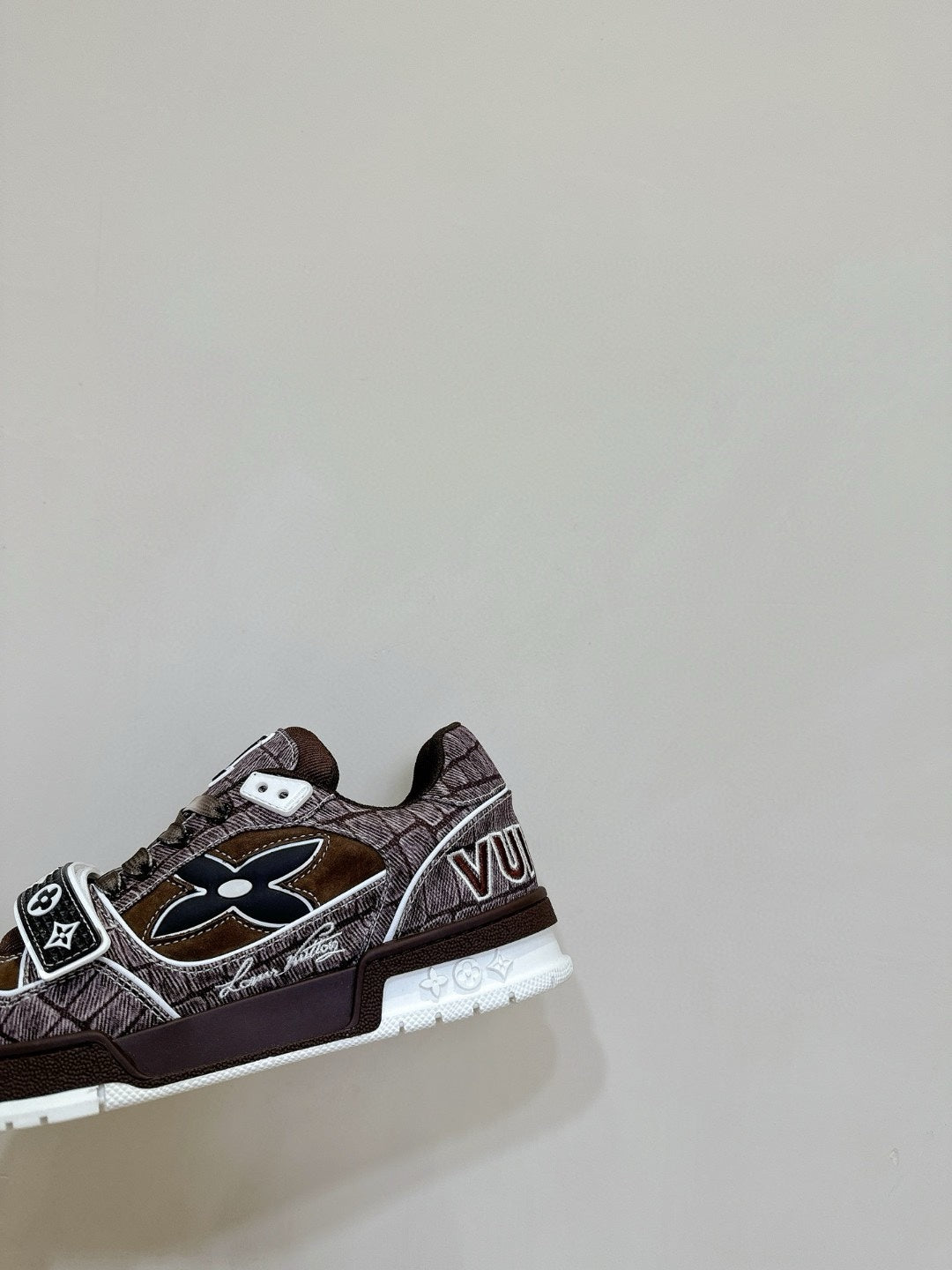 L Men's Skateboarding Shoes