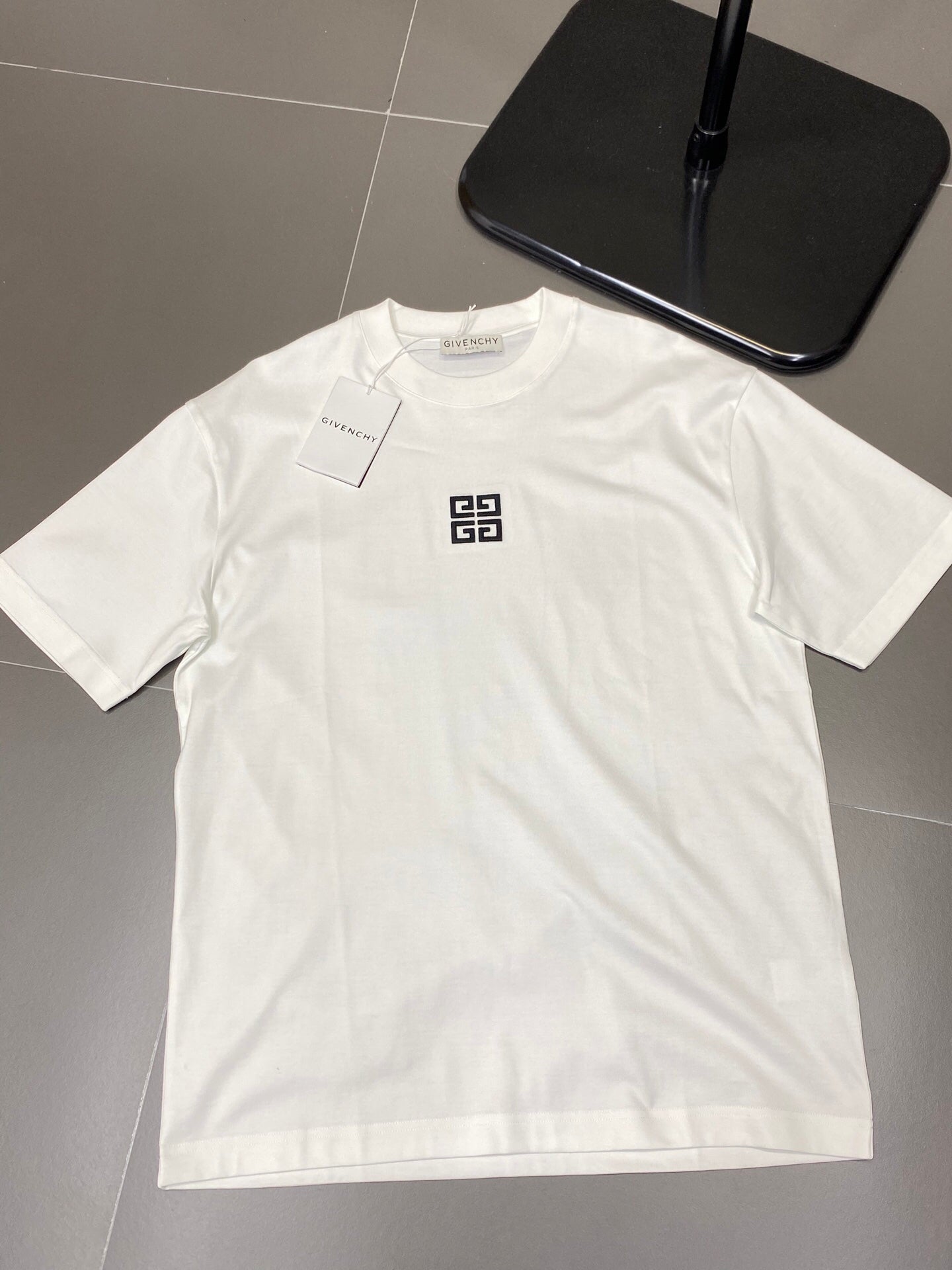 25ss Casual short-sleeved shirt with embroidered logo on chest