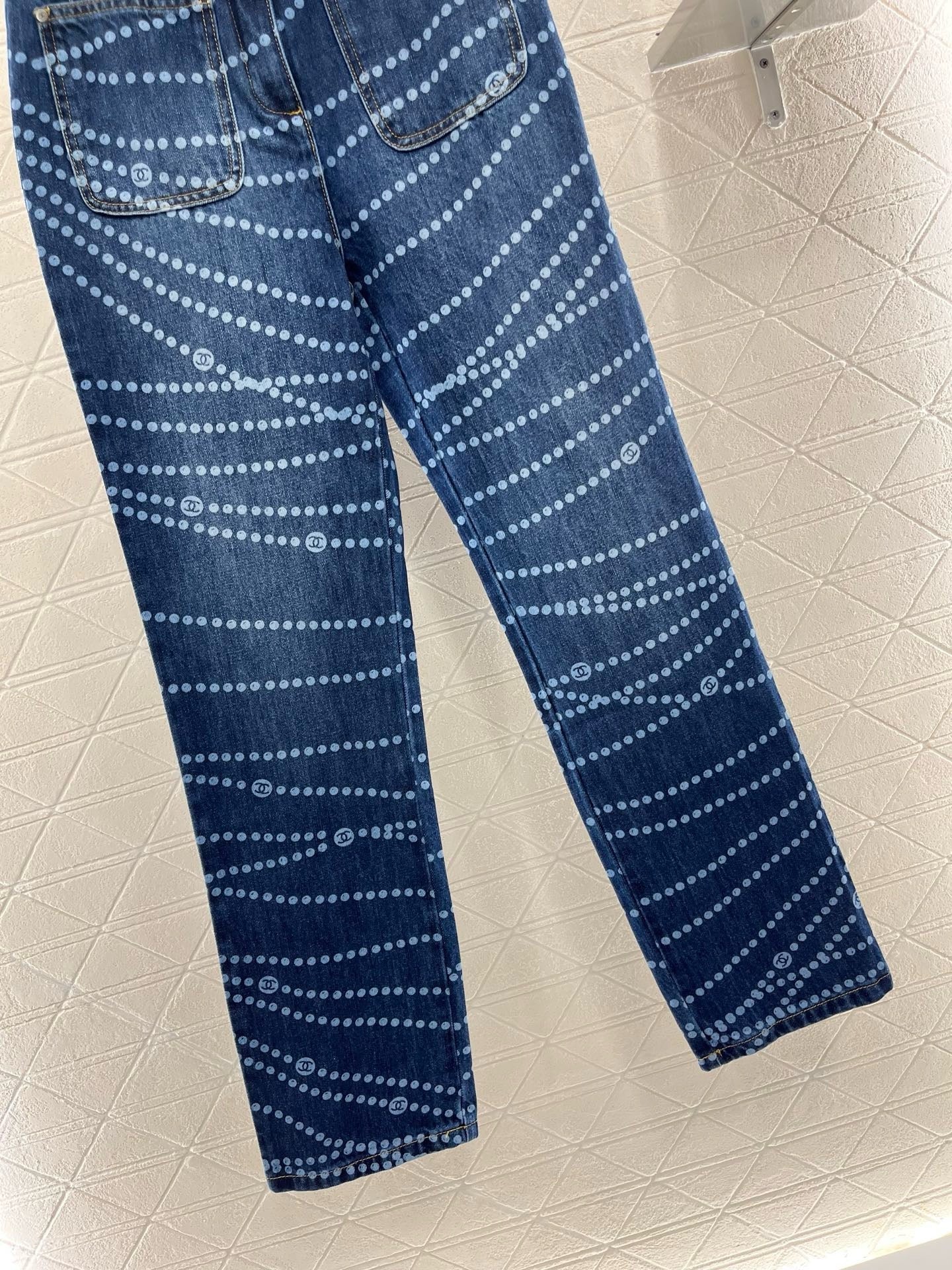 2025SS New Product Laser Pearl Chain Pocket Jeans