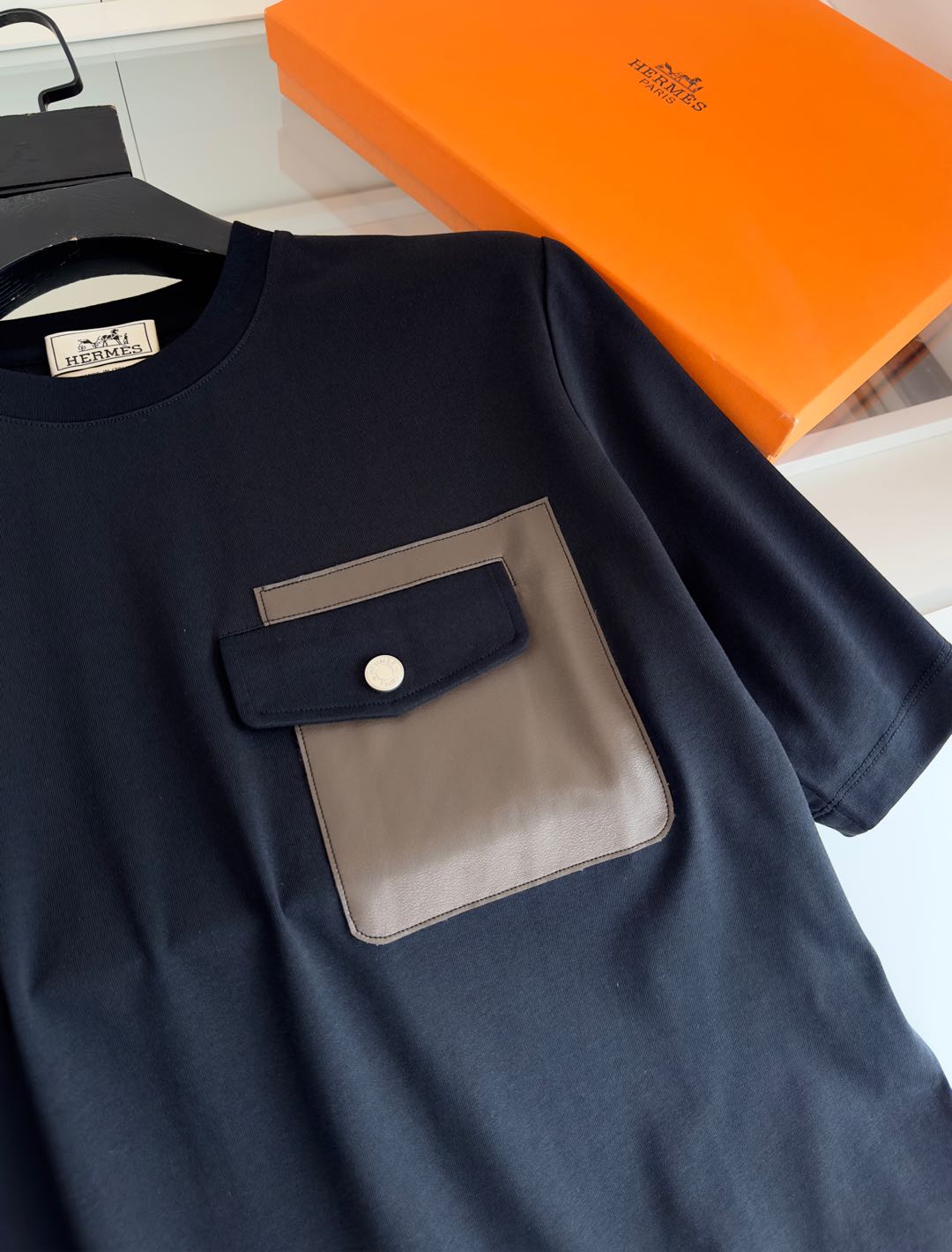 2025 Spring/Summer Slightly Wide Round Neck Short Sleeve T-Shirt