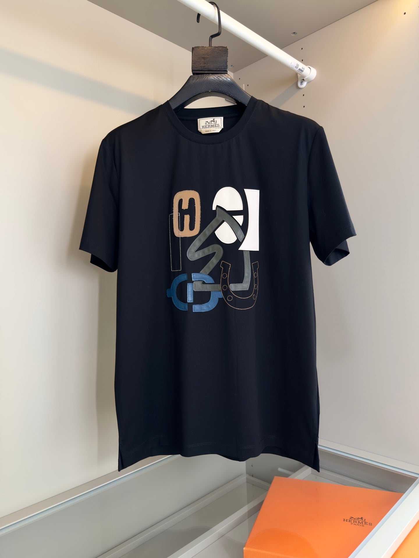 2025 Spring and Summer Leather Embroidery Round Neck Short Sleeve T-shirt