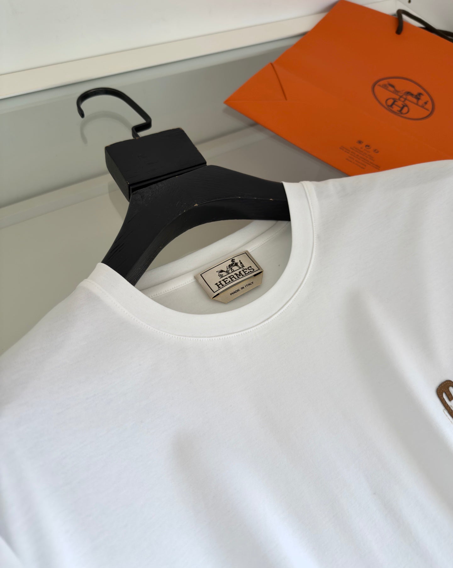 2025 Spring and Summer Leather Embroidery Round Neck Short Sleeve T-shirt