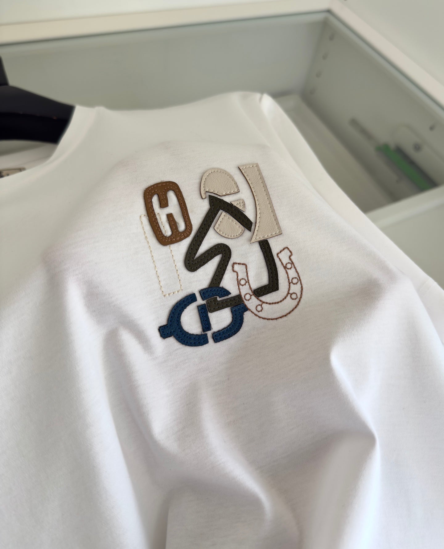 2025 Spring and Summer Leather Embroidery Round Neck Short Sleeve T-shirt