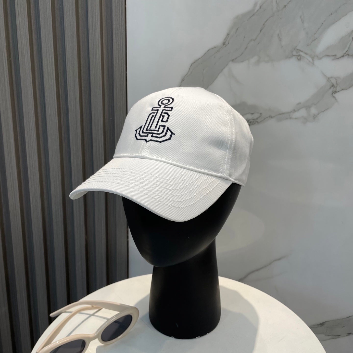 25 Summer new simple embroidered letters baseball cap