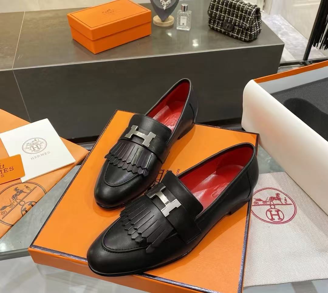 HM Mocassins Royal Loafers Black Goat Leather