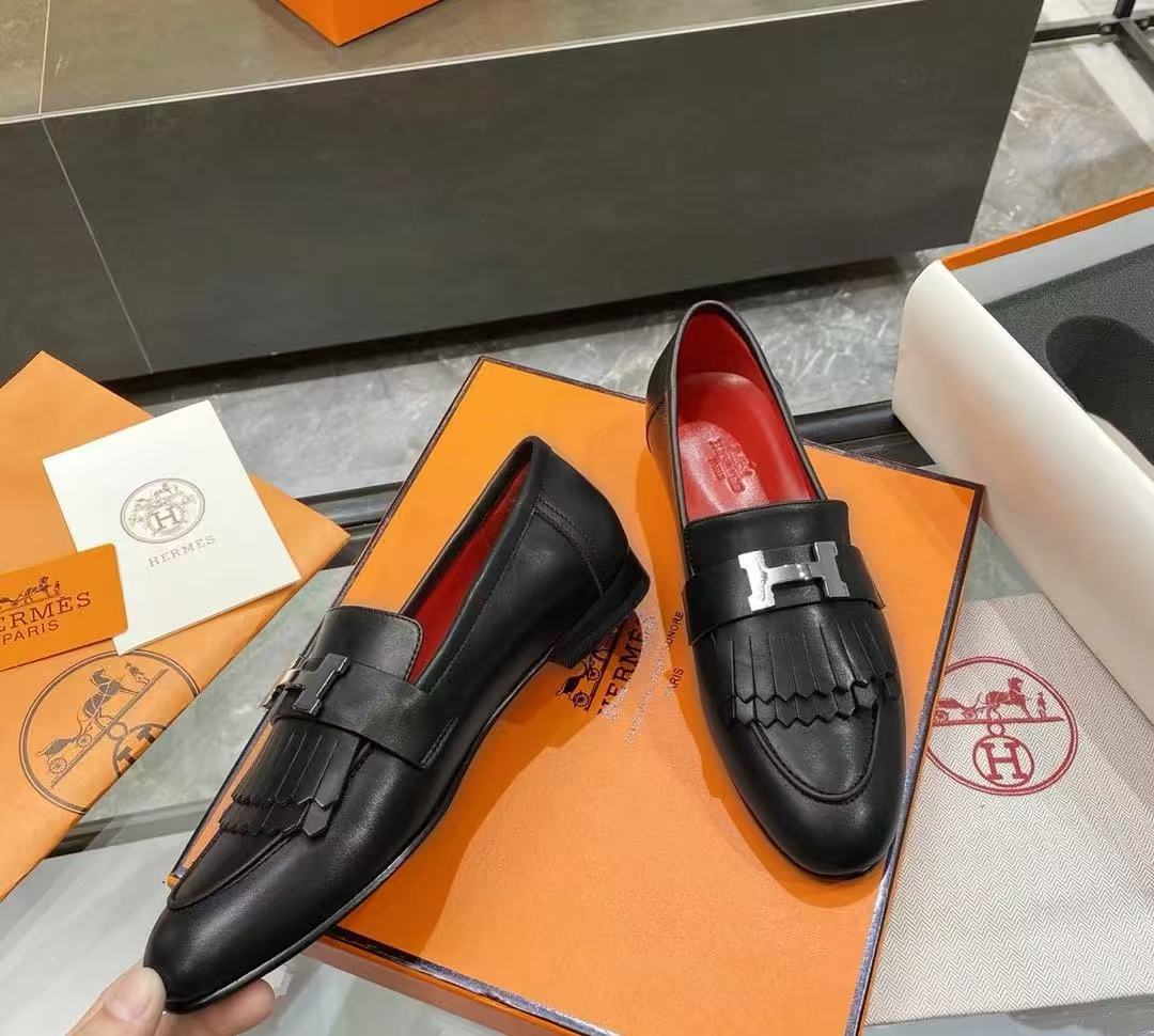 HM Mocassins Royal Loafers Black Goat Leather