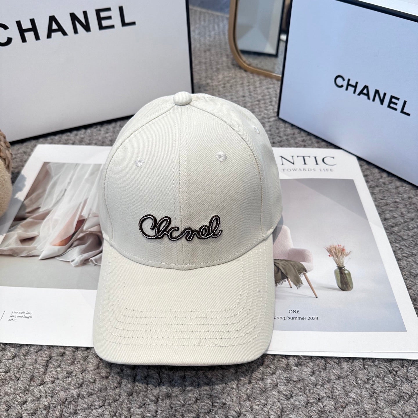 New Minimalist Embroidered Logo Baseball Cap