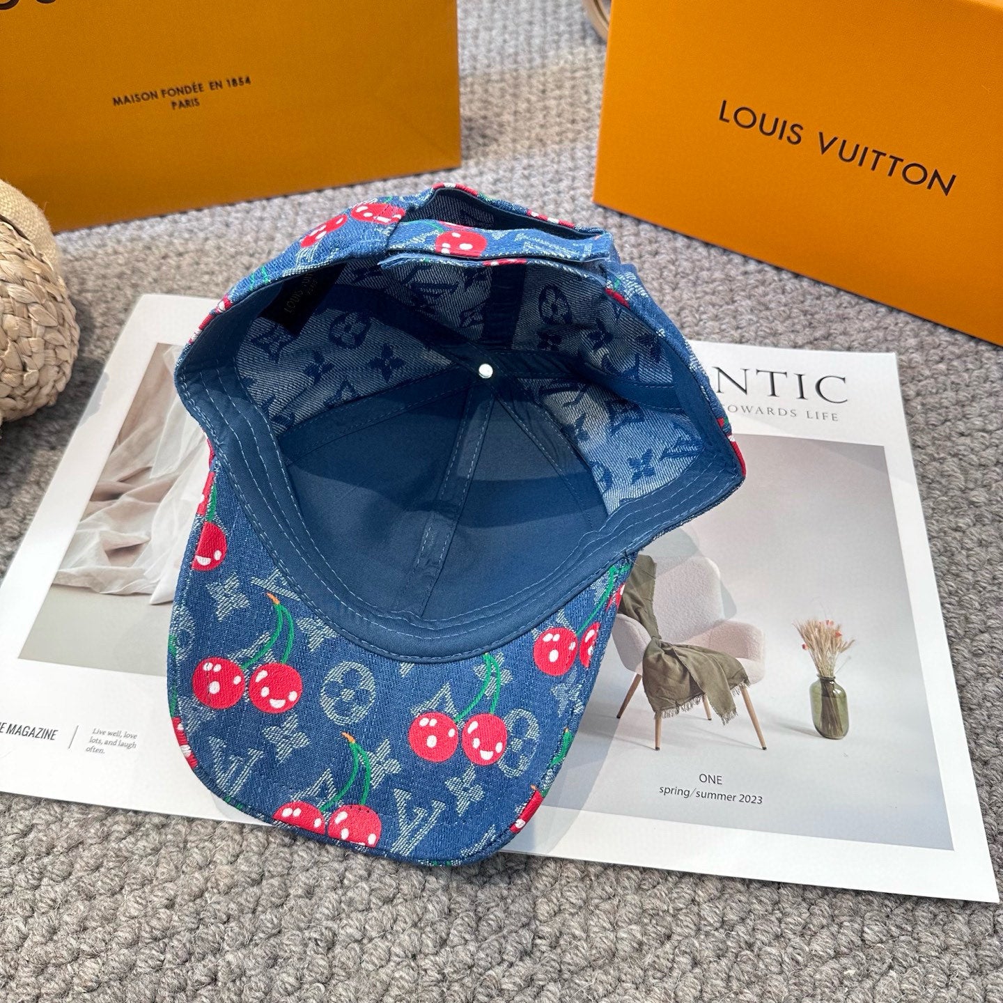 New Cute Cherry Denim Blue Duckbill Vacation Baseball Cap