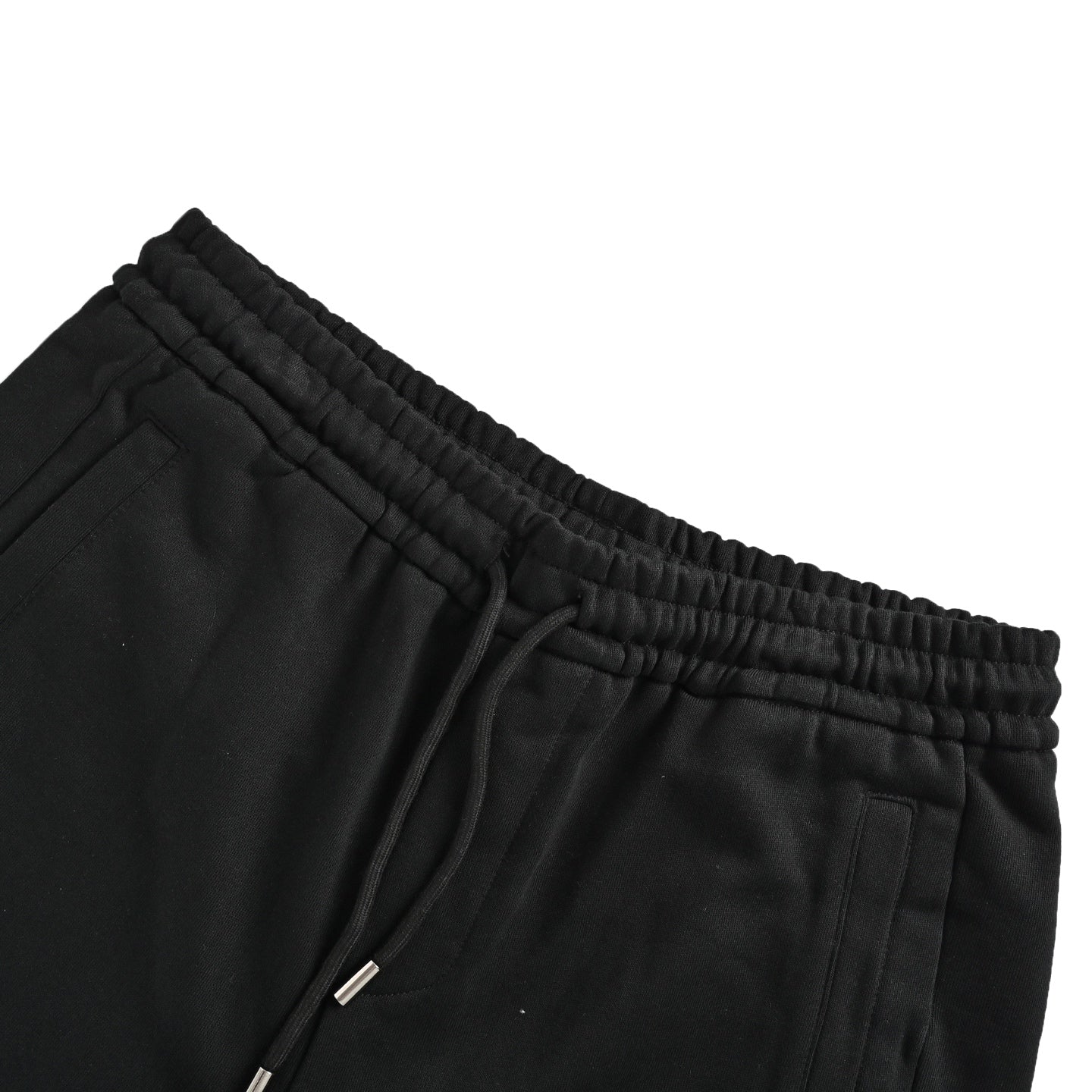 MO 25 Logo Embroidered Shorts