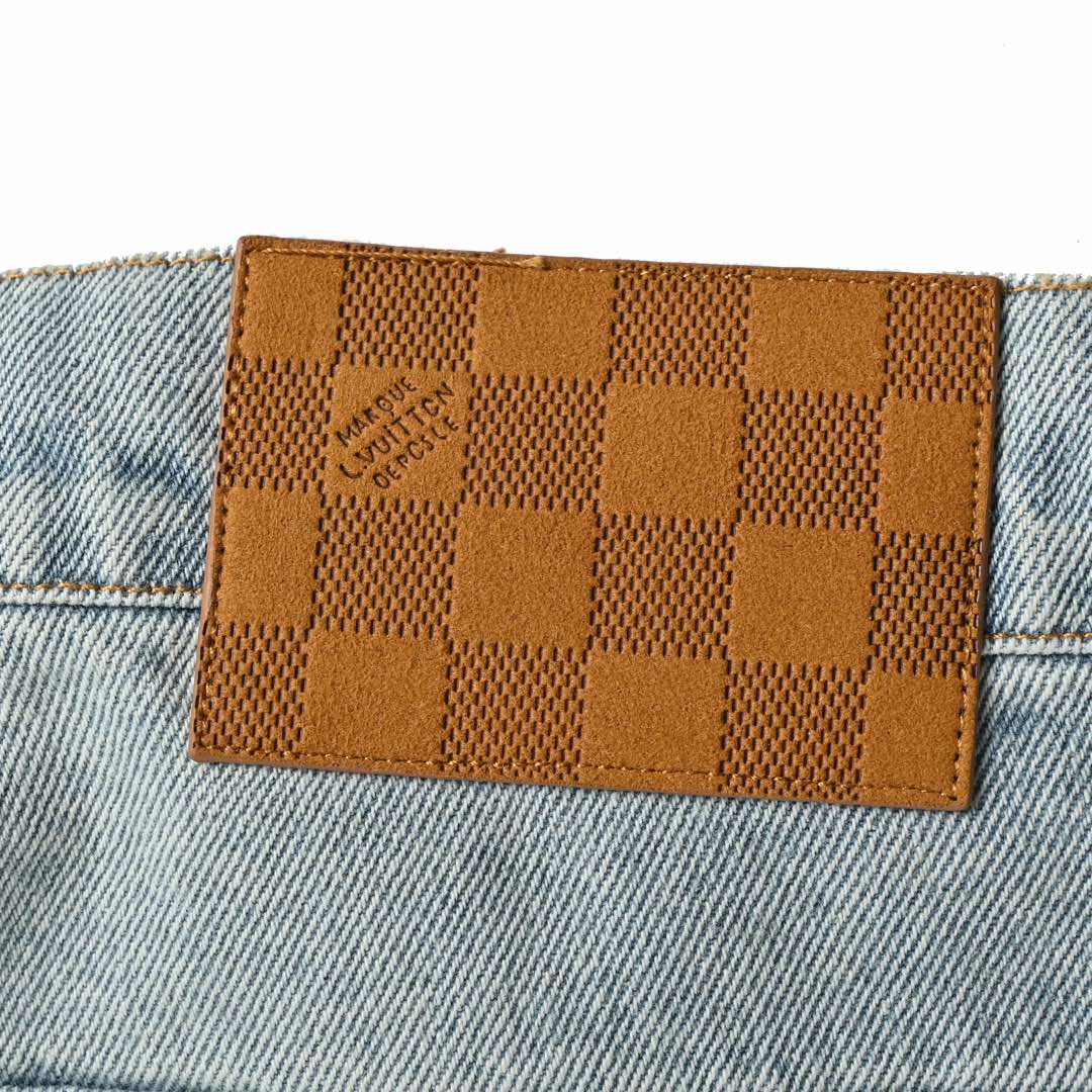 embroidered logo jeans