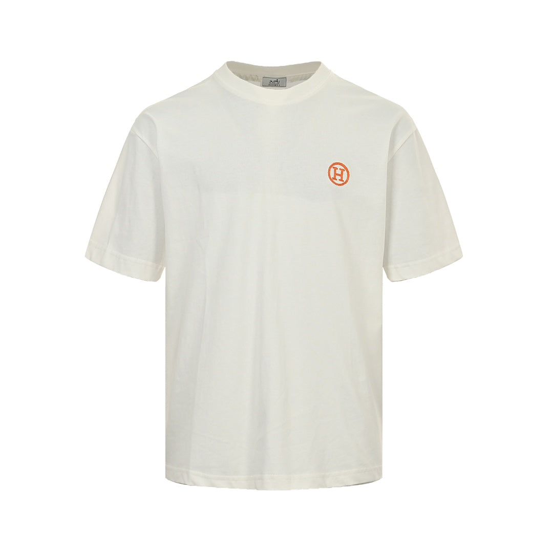 Small embroidered short sleeved shirt