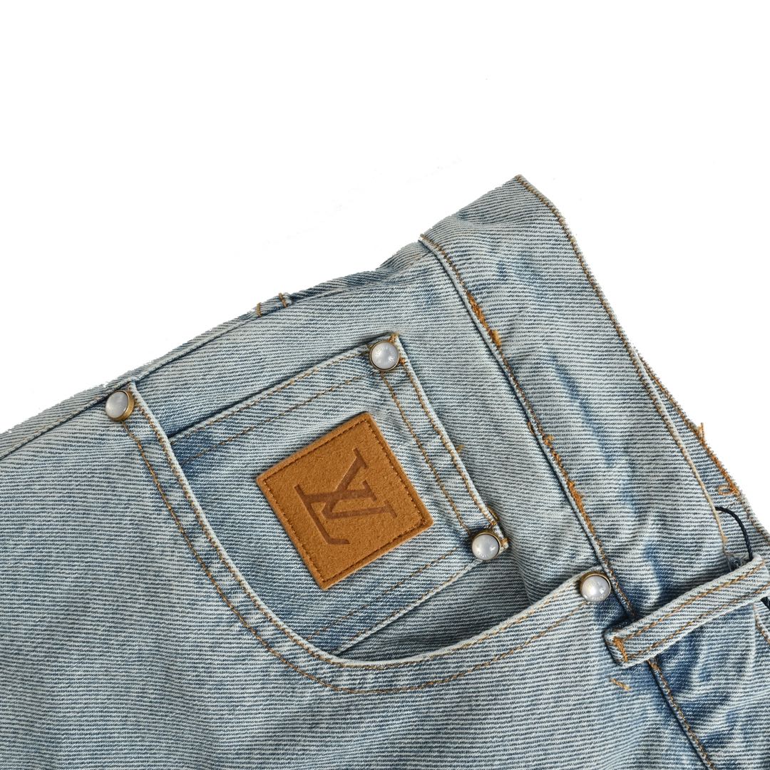 embroidered logo jeans