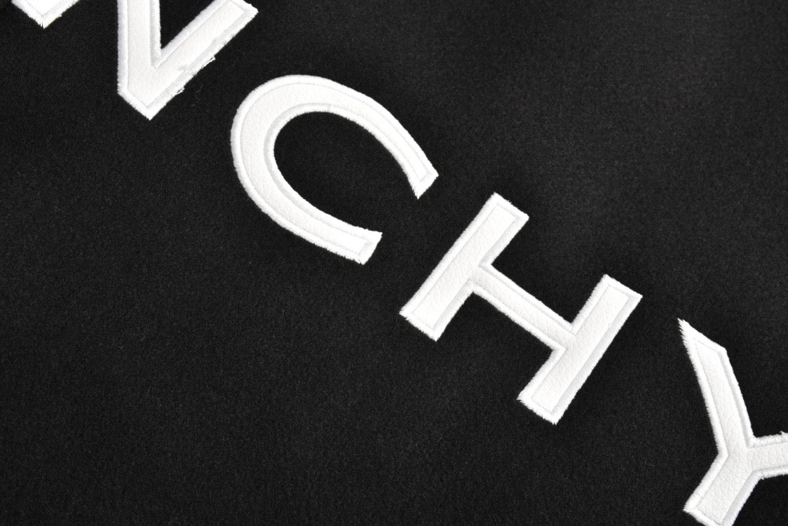 Embroidered lettering leather sleeve patchwork baseball jersey