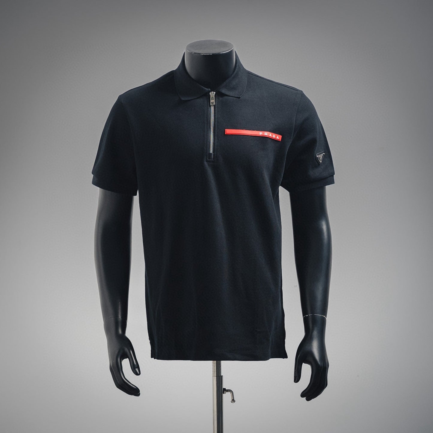 Red silicone trim with half zipper Polo short sleeved shirt