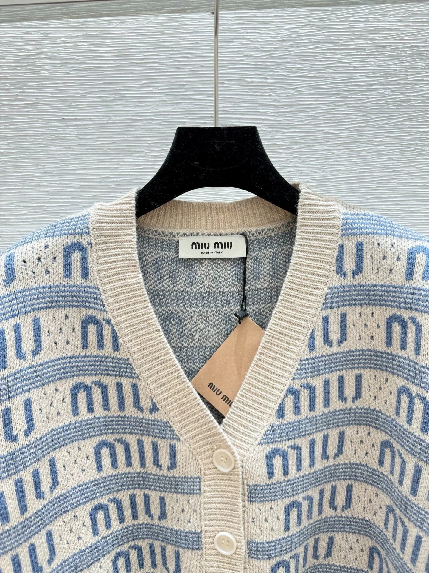 25fw LOGO Knitted Cardigan