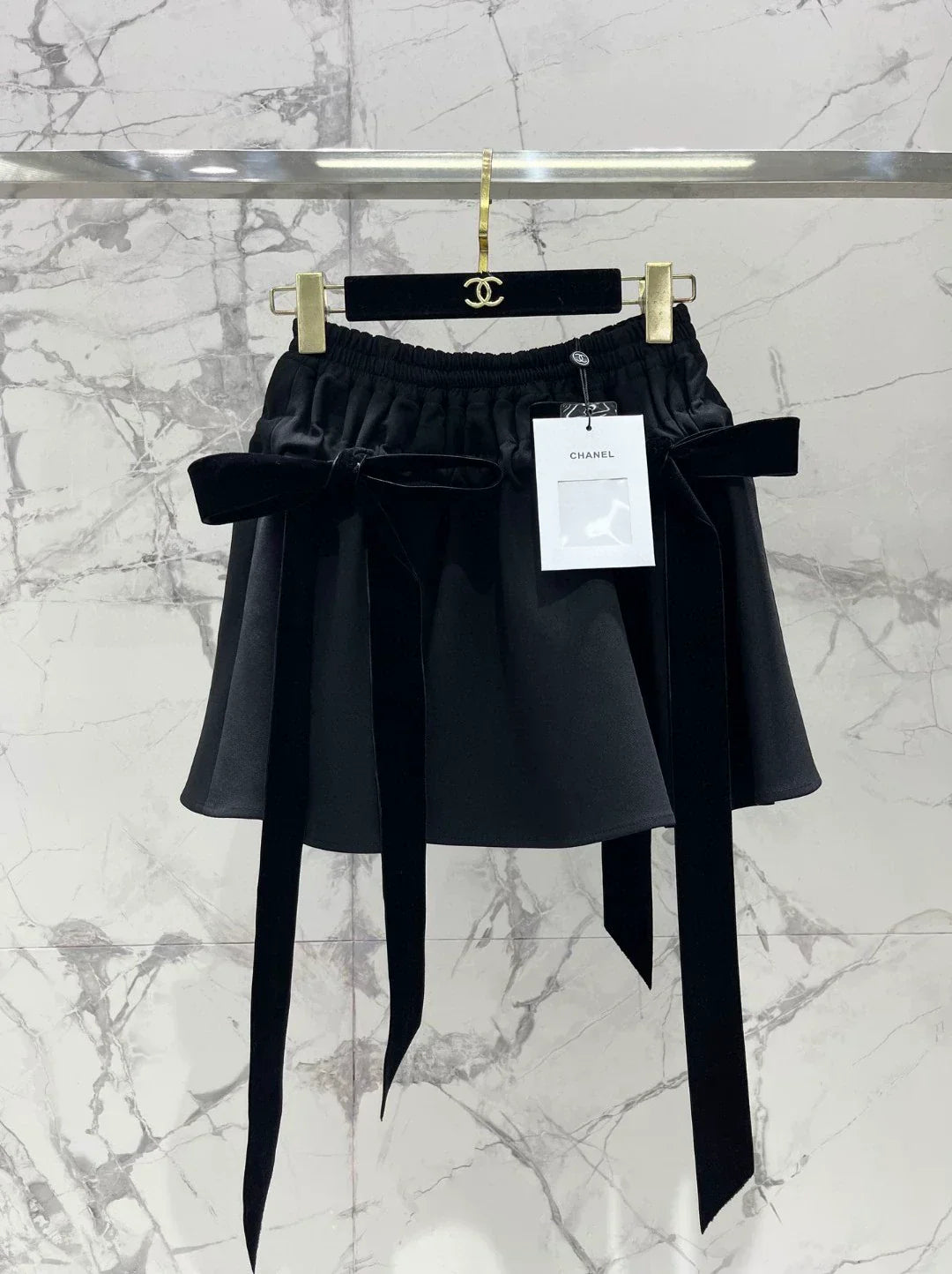 25 new style Hepburn style slim bow tie black A-line short skirt