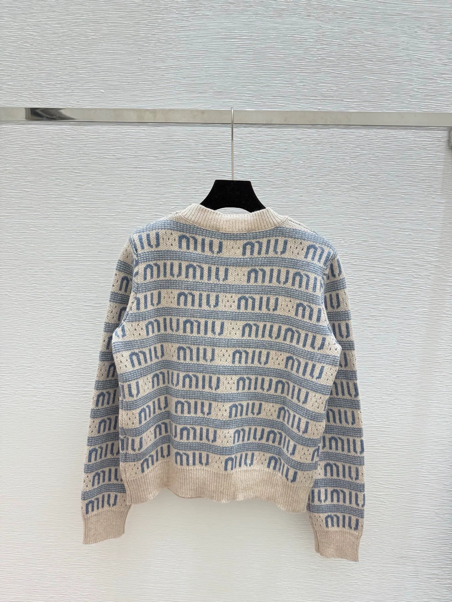 25fw LOGO Knitted Cardigan