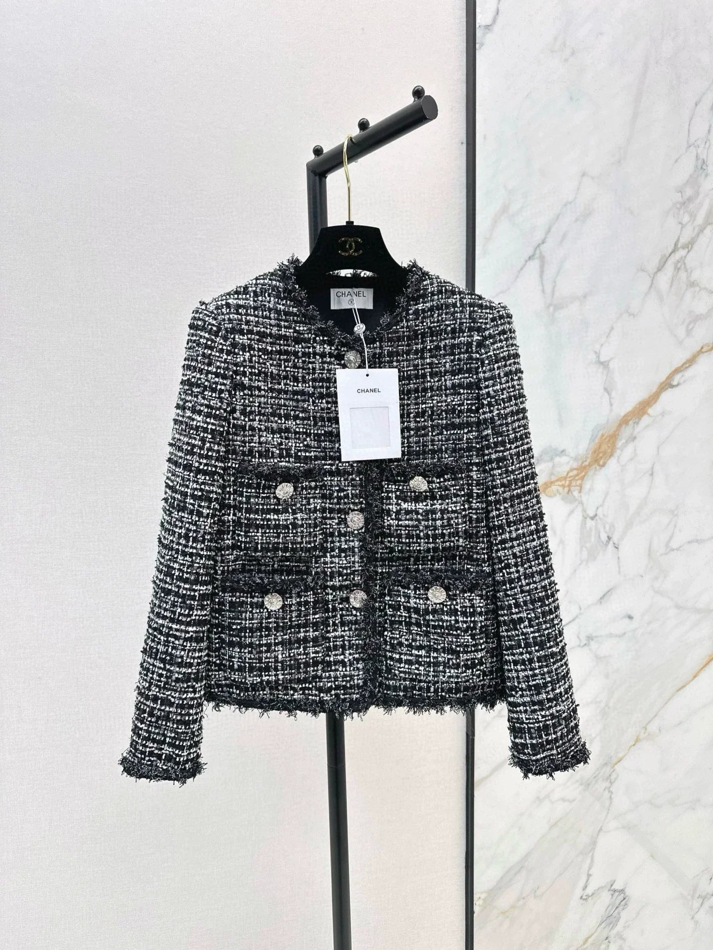 25 Edge design small jacket