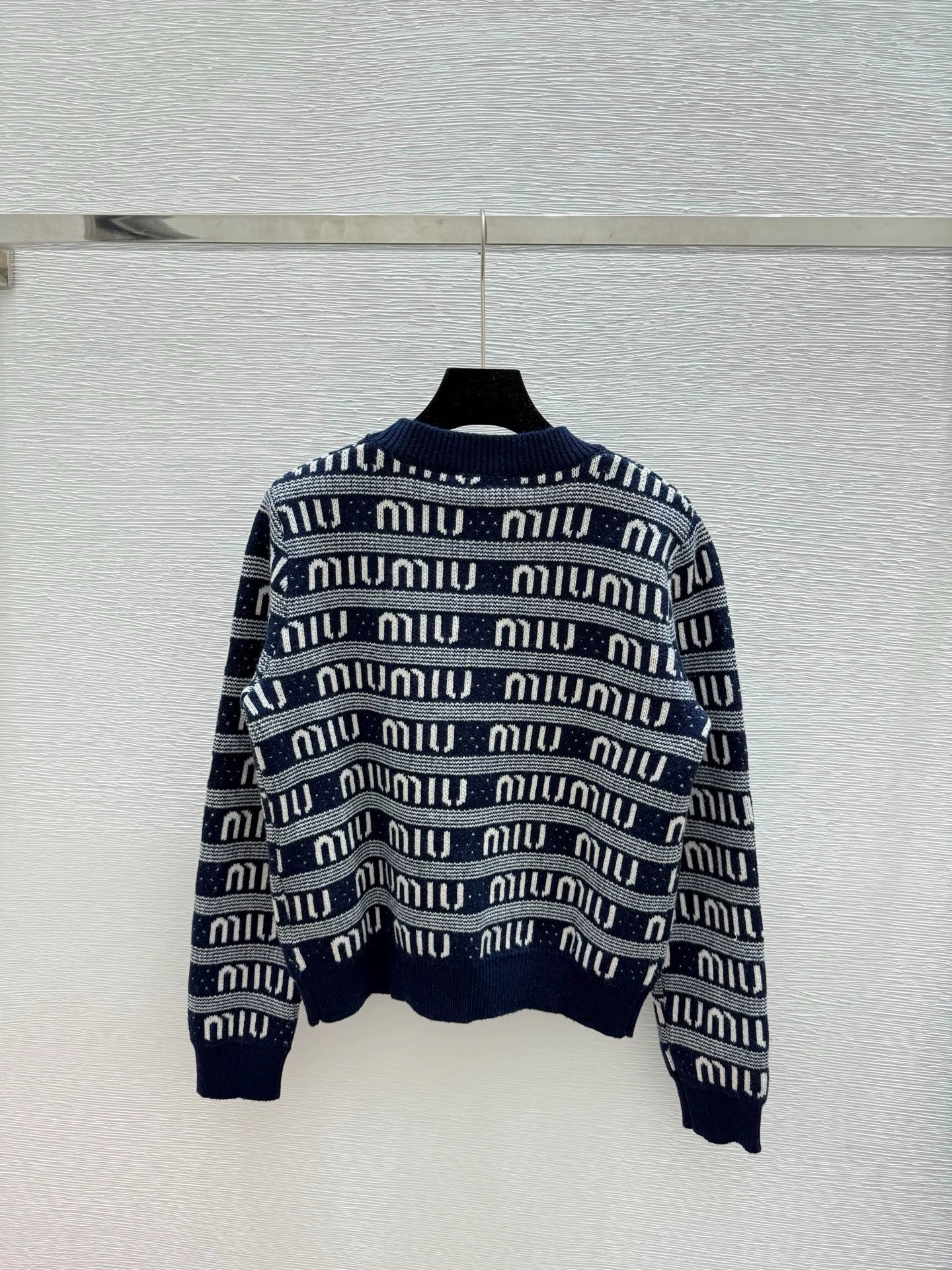 25fw LOGO Knitted Cardigan