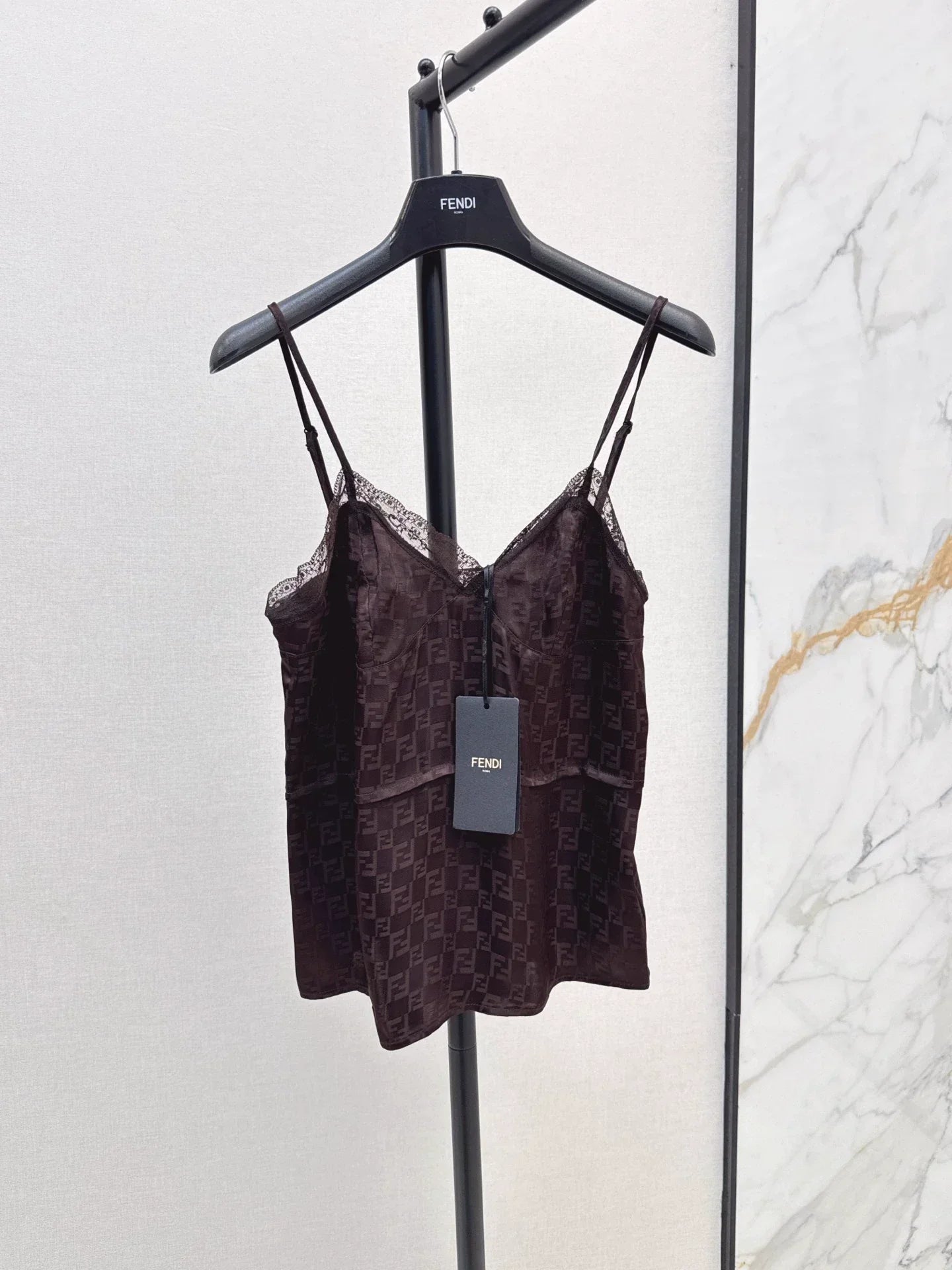 25 Jacquard lace camisole half skirt set