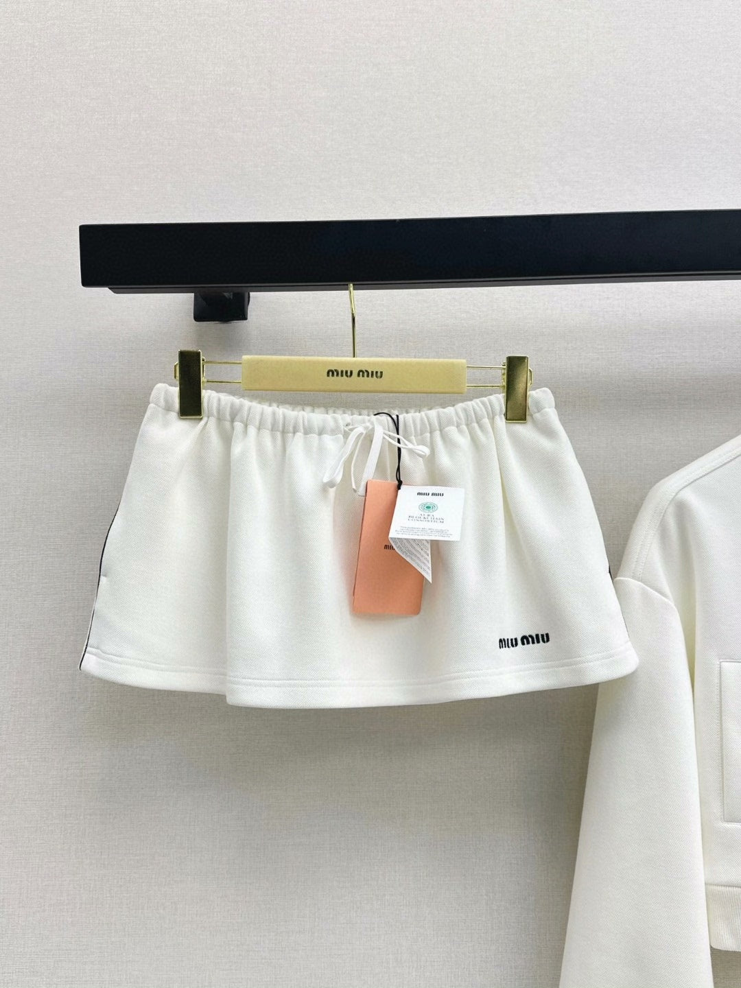 25 Spring and Summer New Suit Lapel Jacket + Skirt