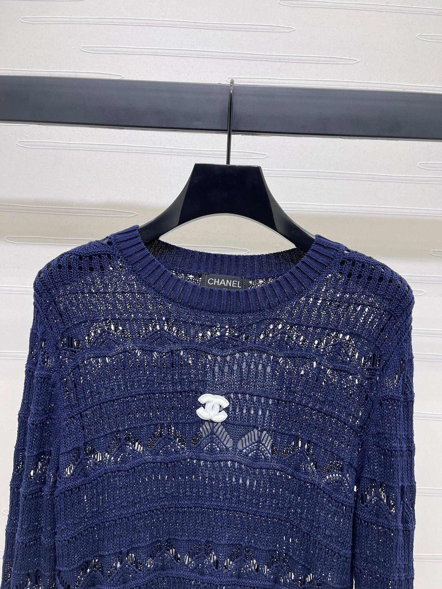 C 25 Spring/Summer Lace-Patterned Knit Long-Sleeve Top