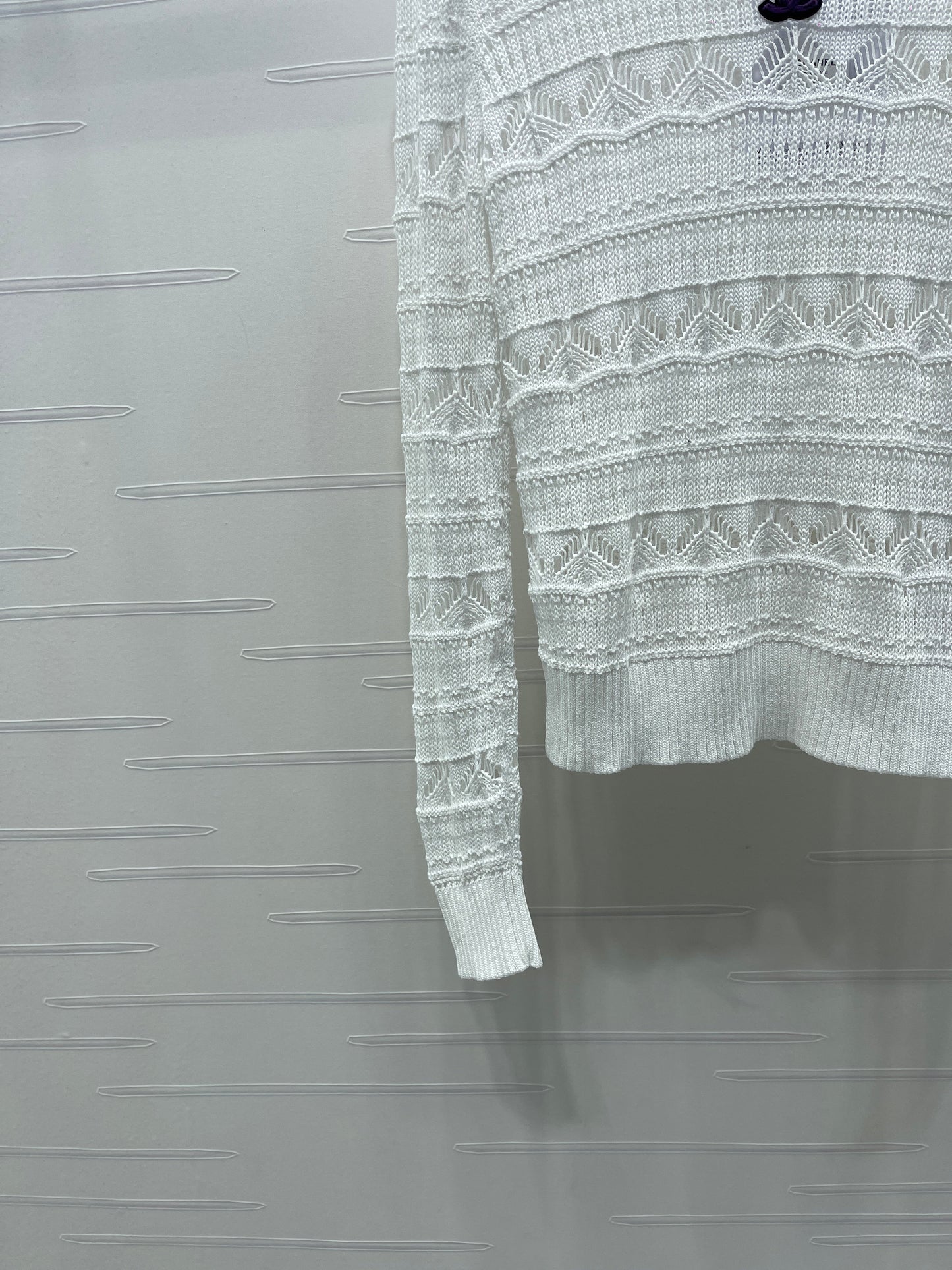 C 25 Spring/Summer Lace-Patterned Knit Long-Sleeve Top