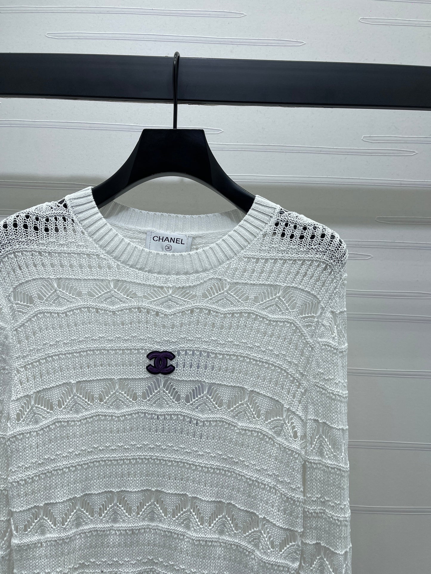 C 25 Spring/Summer Lace-Patterned Knit Long-Sleeve Top