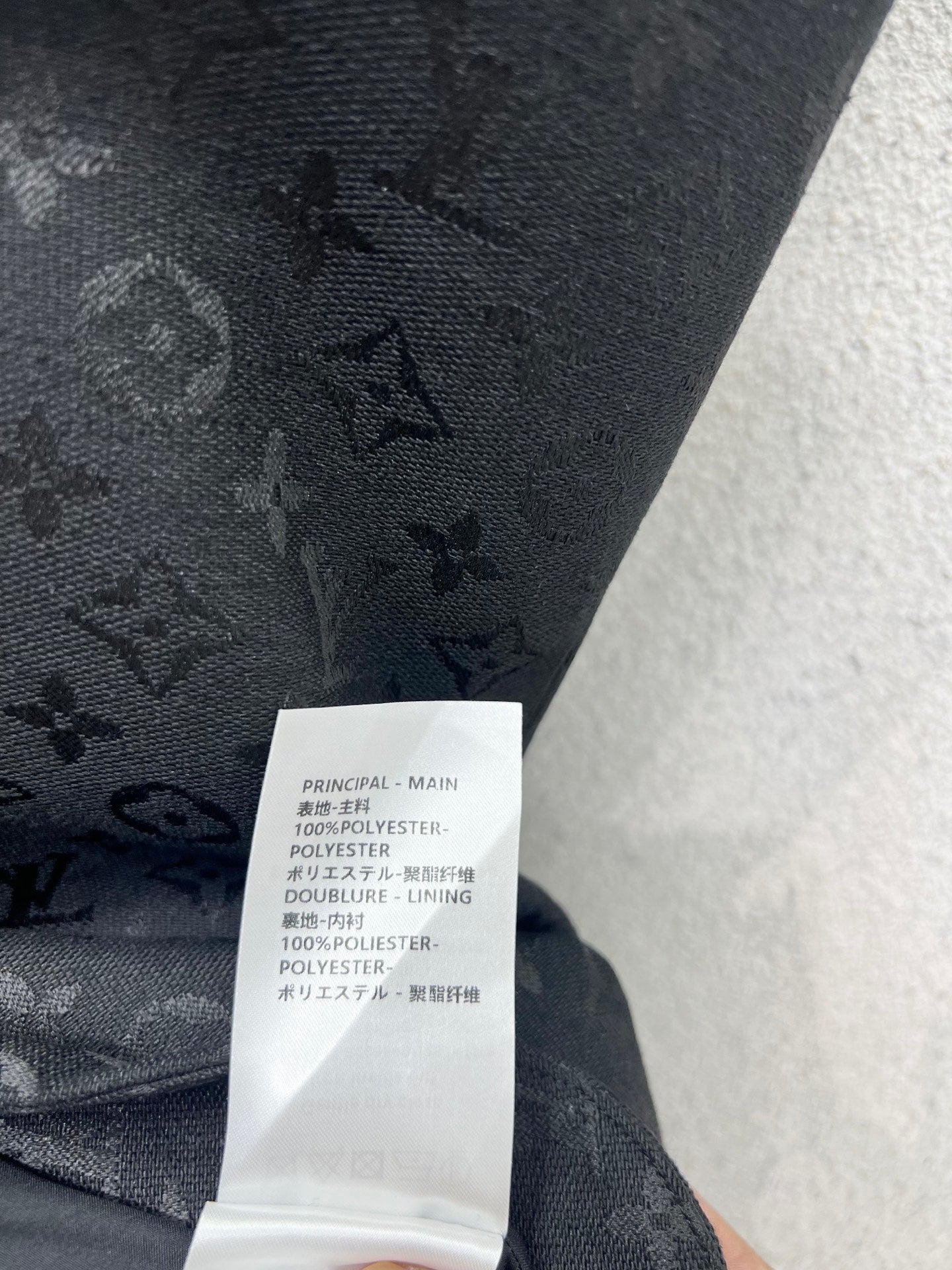 25 Classic jacquard fabric monogram suit vest
