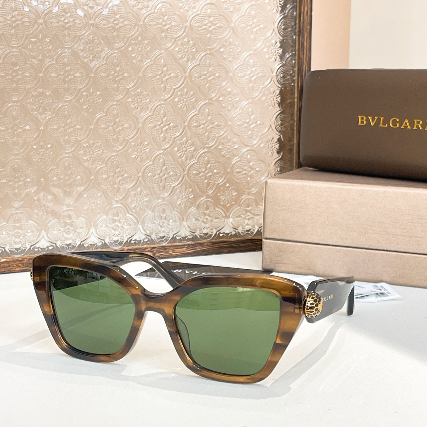 B sunglasses
