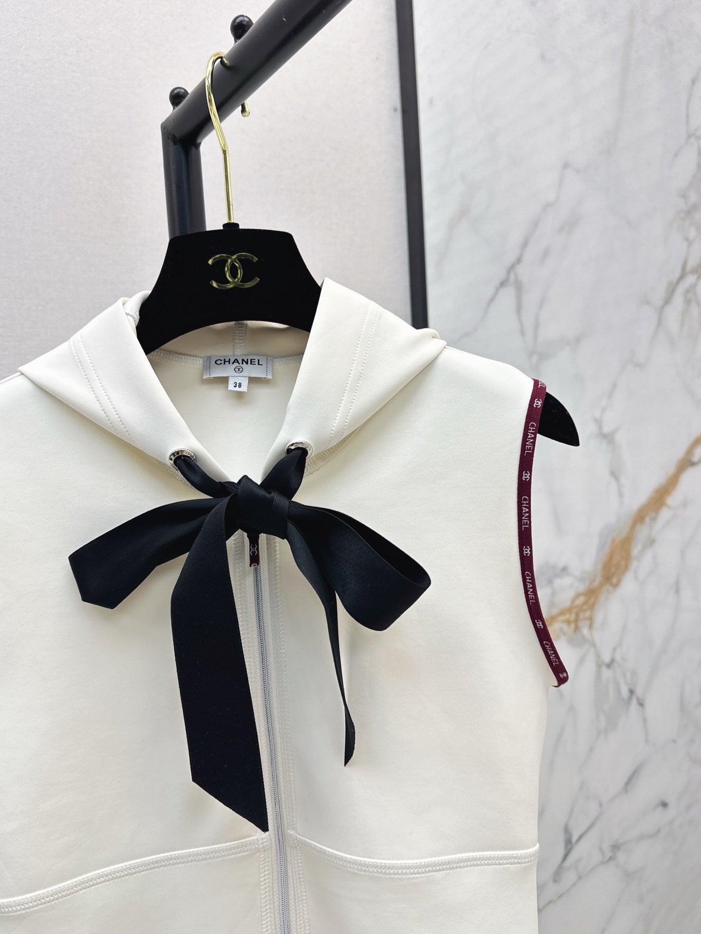 Ch 25ss hooded onesie