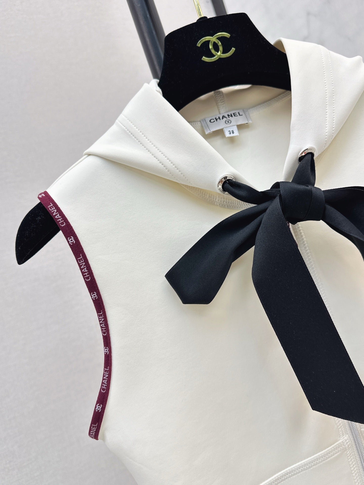 Ch 25ss hooded onesie