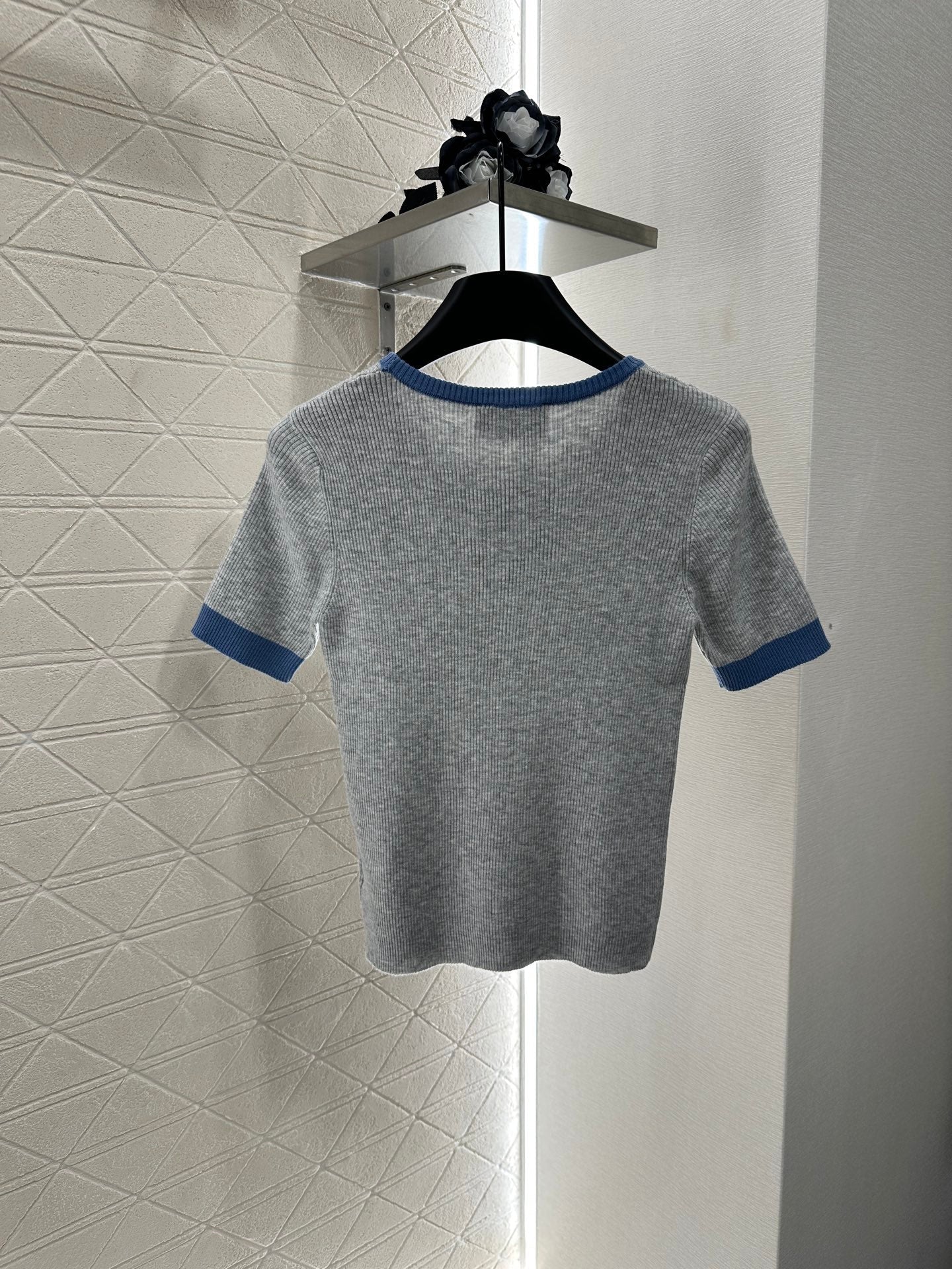25 new product Embroidered knitted short sleeves