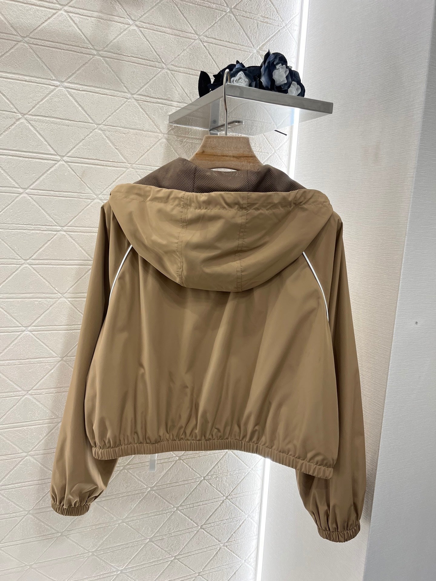 25 new products Hooded jacket