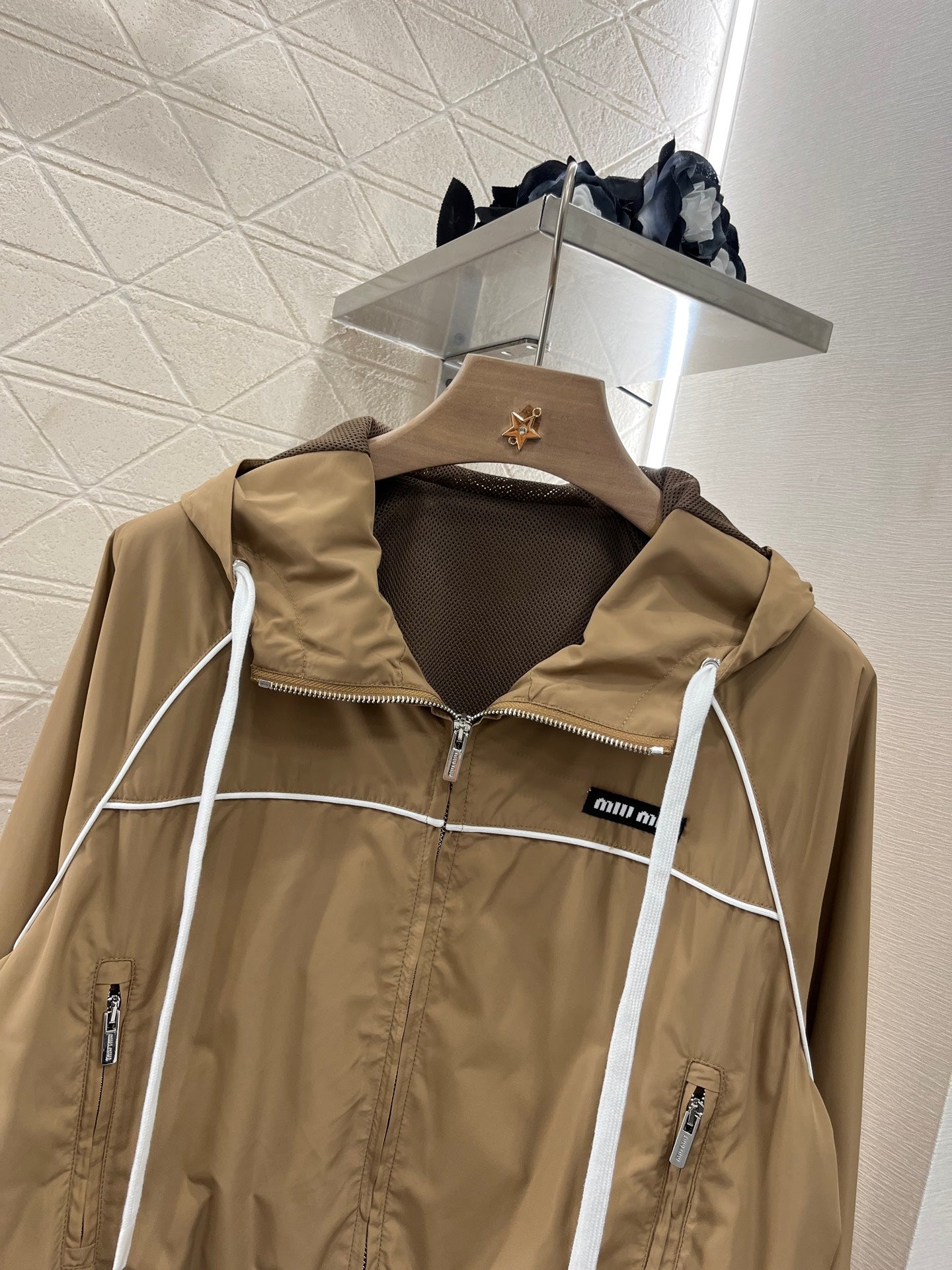 25 new products Hooded jacket
