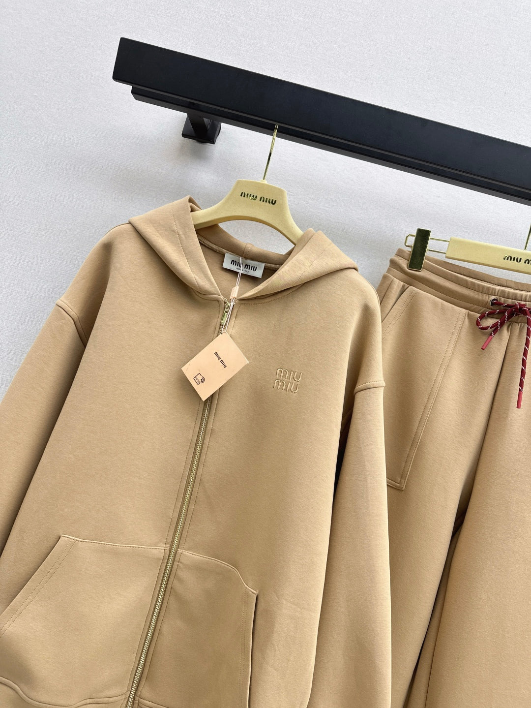 25fw tracksuit