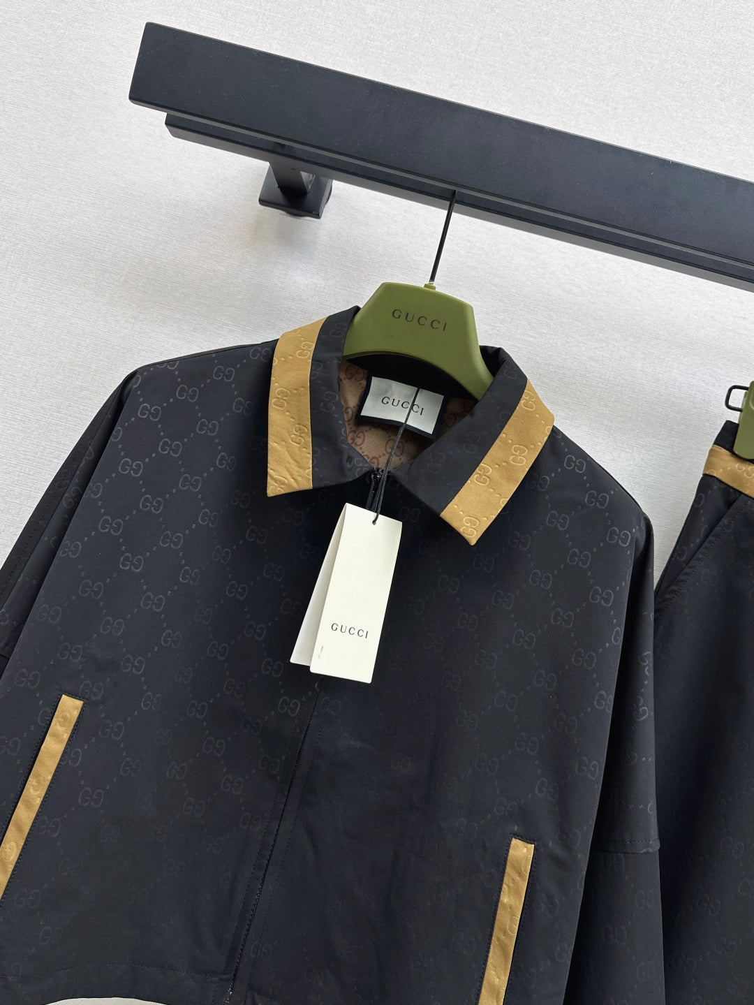 25fw tracksuit