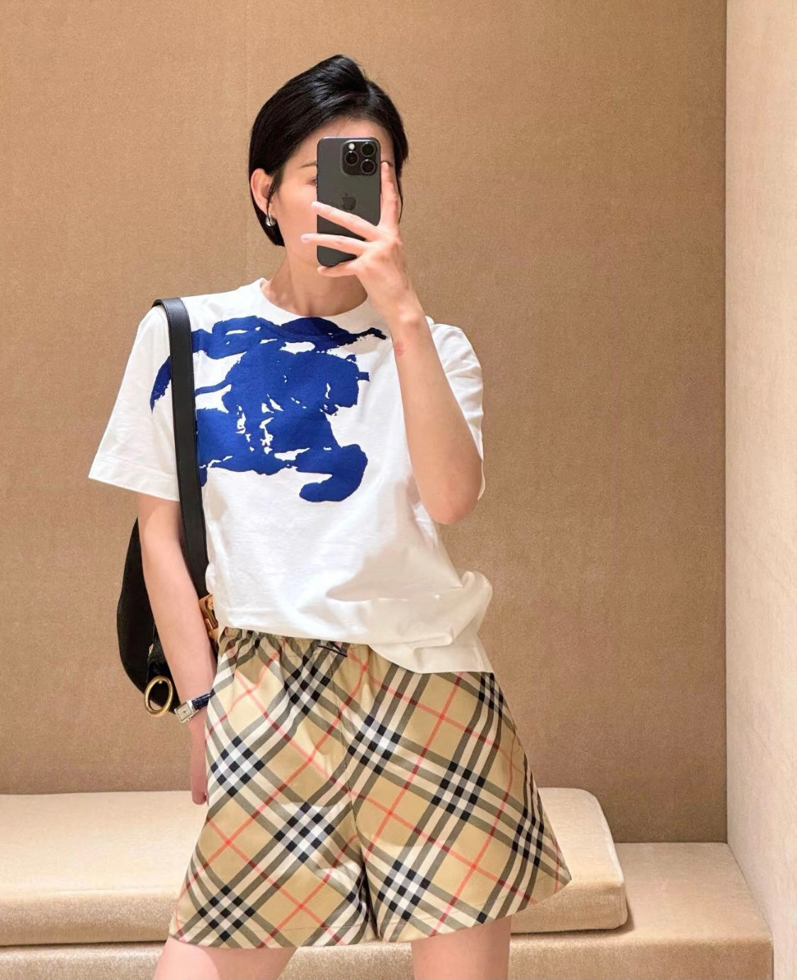 25 Diagonal plaid shorts