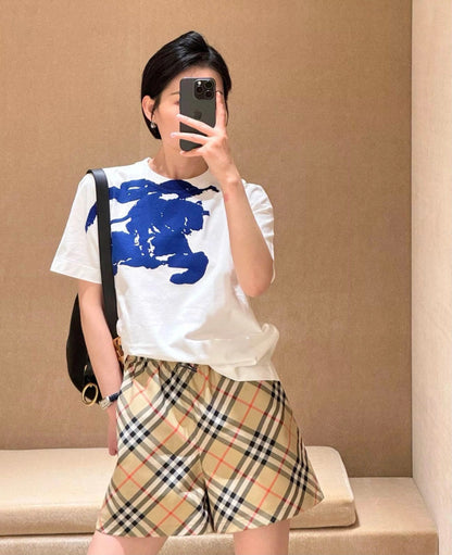 25 Diagonal plaid shorts