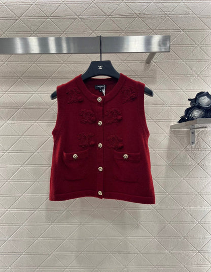 25 new products Knitted vest